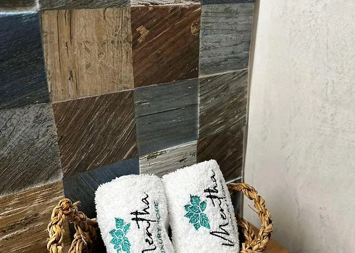 Mentha Luxury Home